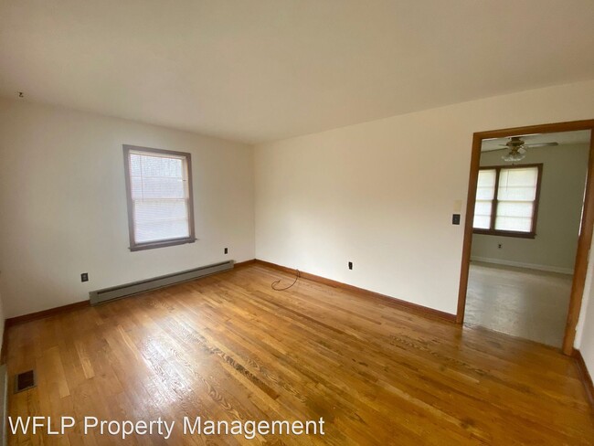 Building Photo - 3 br, 1 bath House - 356 Toytown Rd.