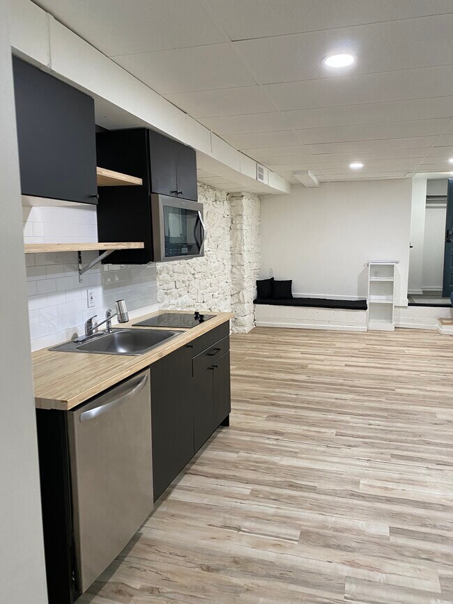 Foto del edificio - 1715 Locust St