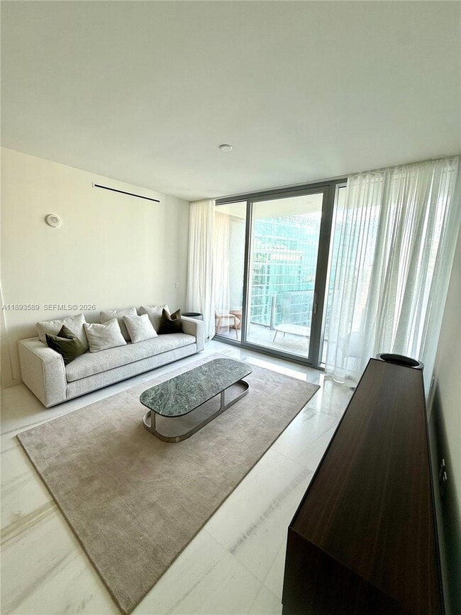 Building Photo - 300 Biscayne Blvd Way