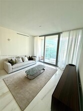 Building Photo - 300 Biscayne Blvd Way