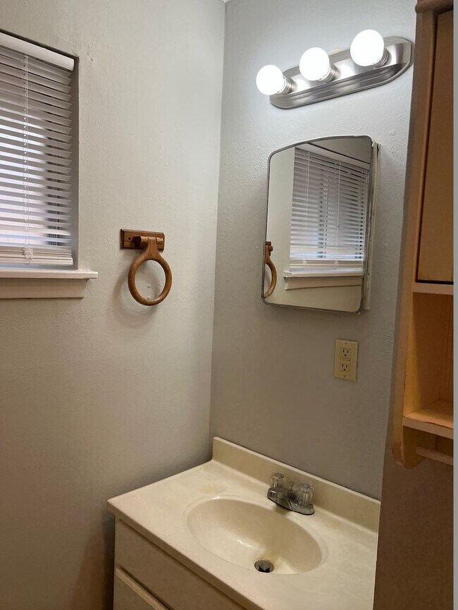 Foto del edificio - 209 Geneva St