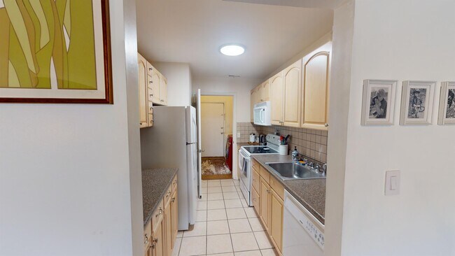 Building Photo - 738 Peninsula Ct
