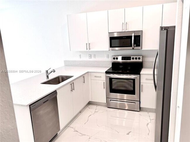 Foto del edificio - 15925 SW 2nd Dr