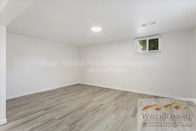 Foto del edificio - 2711 Gramercy Ave