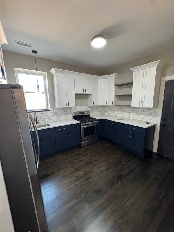 Foto del edificio - 4956 W Erie St