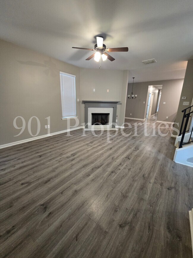 Foto del edificio - 10131 Macon Rd