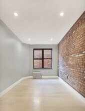 Building Photo - 195 Stanton St