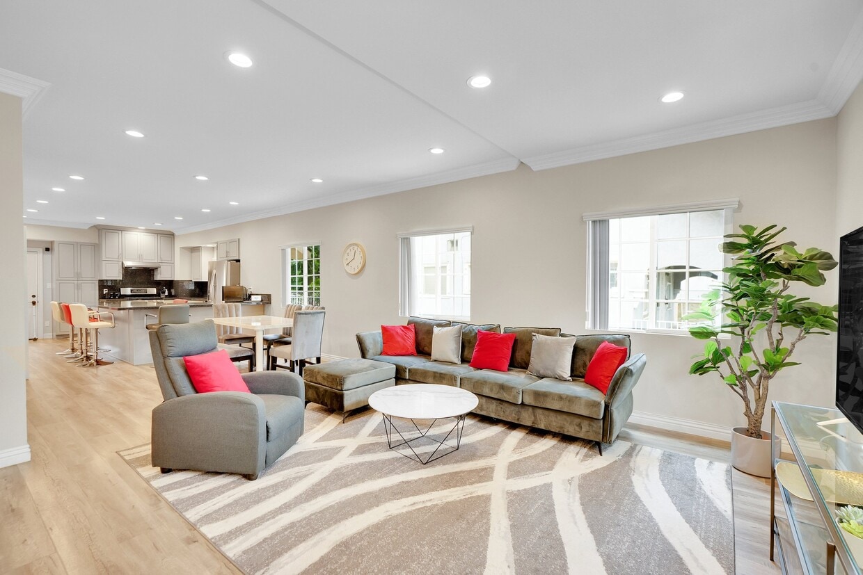 Foto principal - 1826 N Berendo St