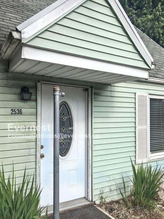 Primary Photo - 2536 SE 92nd Ave