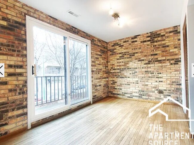 Building Photo - 1255 W Belden Ave