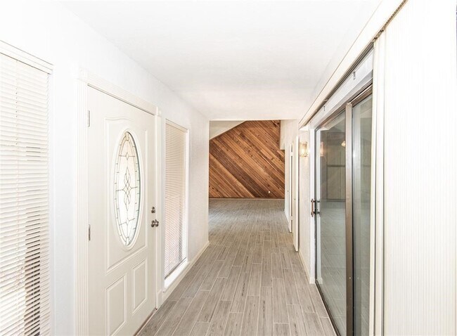 Foto del edificio - 1518 Durfey Ln