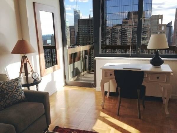 Foto principal - 400 W 40th St