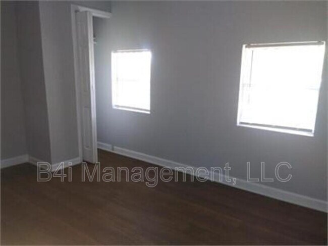 Foto del edificio - 1102 33rd St
