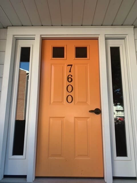 Main Door Entry - 7600 Portadown Ct