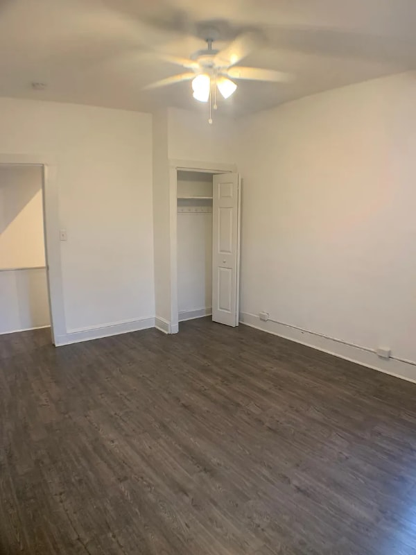 Building Photo - 402 S Lime St