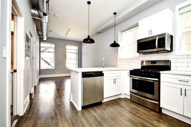 Building Photo - 2007 S Allport St