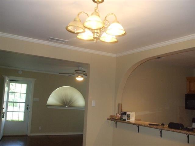 Foto del edificio - 5503 Matalee Ave