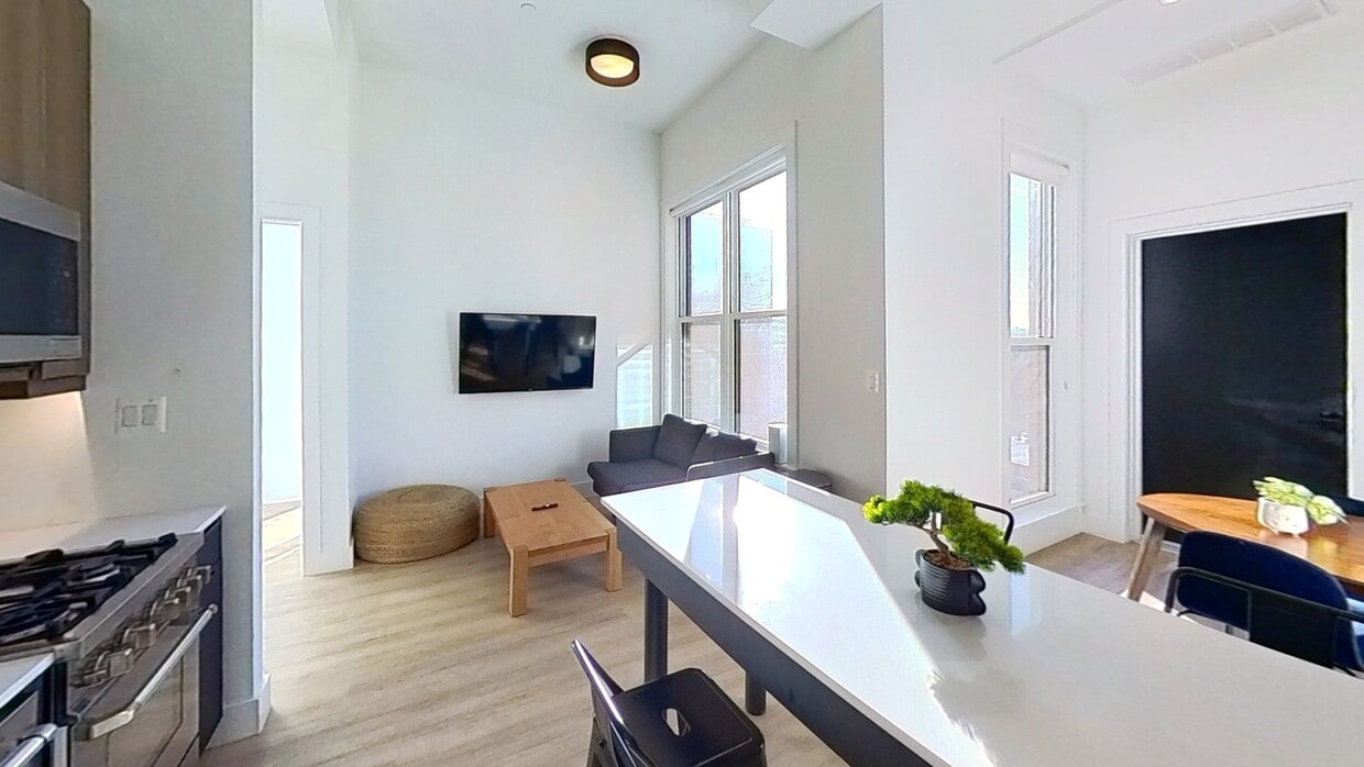 Photo - Room in Shared 4 bed/2 bath home