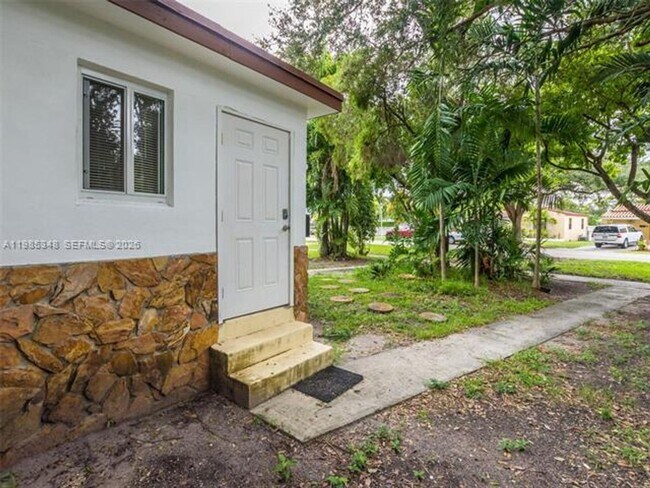 Foto del edificio - 6300 NW 41st St