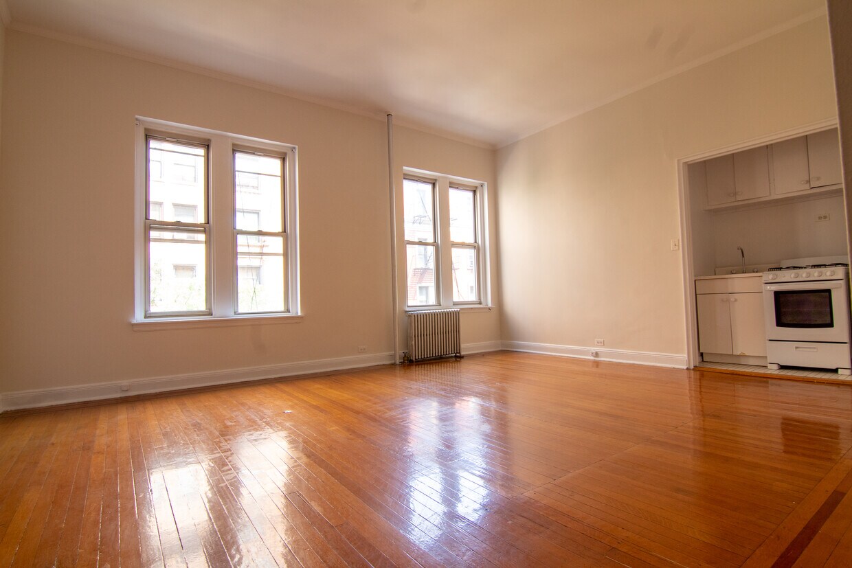 Studio - 328 W 83rd St