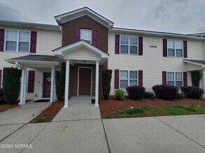 Building Photo - 1508 Manning Forest Dr