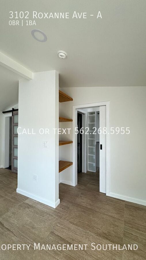 Foto del edificio - 3102 Roxanne Ave