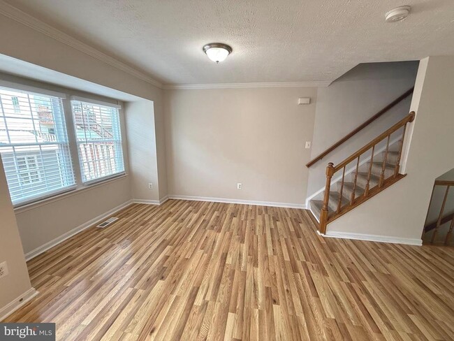 Building Photo - 17968 Milroy Dr
