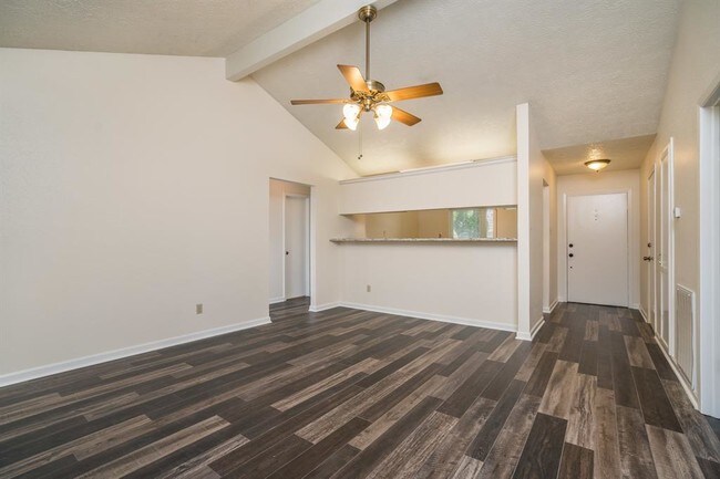 Foto del edificio - 2618 N Brompton Dr