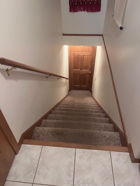 Building Photo - 6137 Andrew Dr