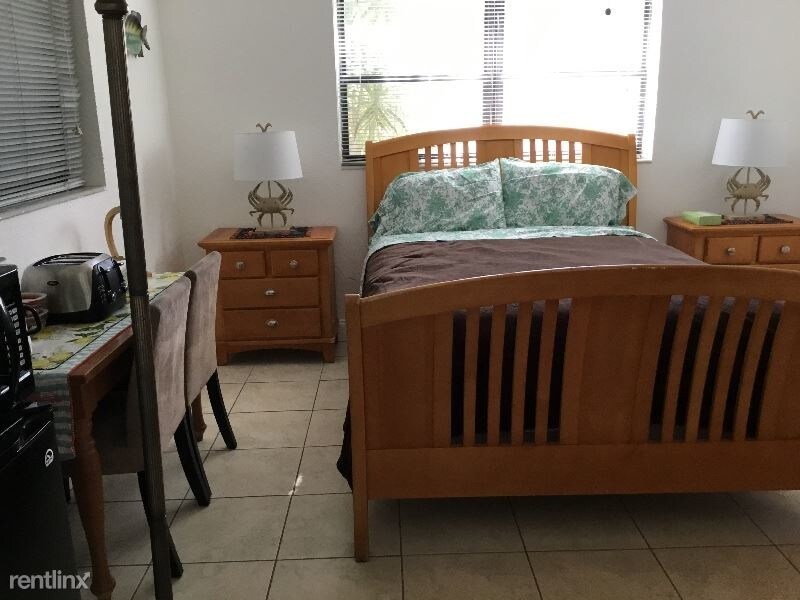 Primary Photo - 1 br, 1 bath Apartment - 11500 NE13 Avenue