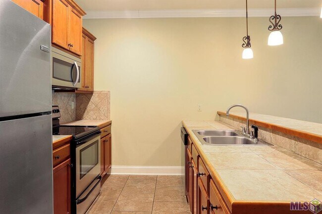Foto del edificio - 37142 Woodgate Ave