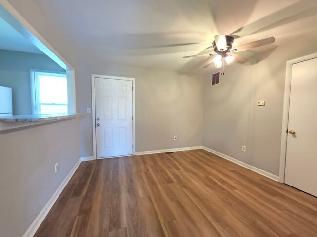 Building Photo - 209 Monticello Ave