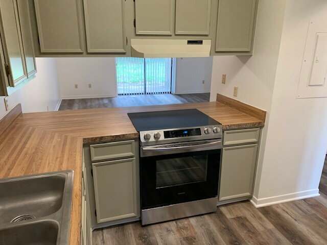 Foto del edificio - Charming 2-Bed Townhouse Retreat in Fort W...