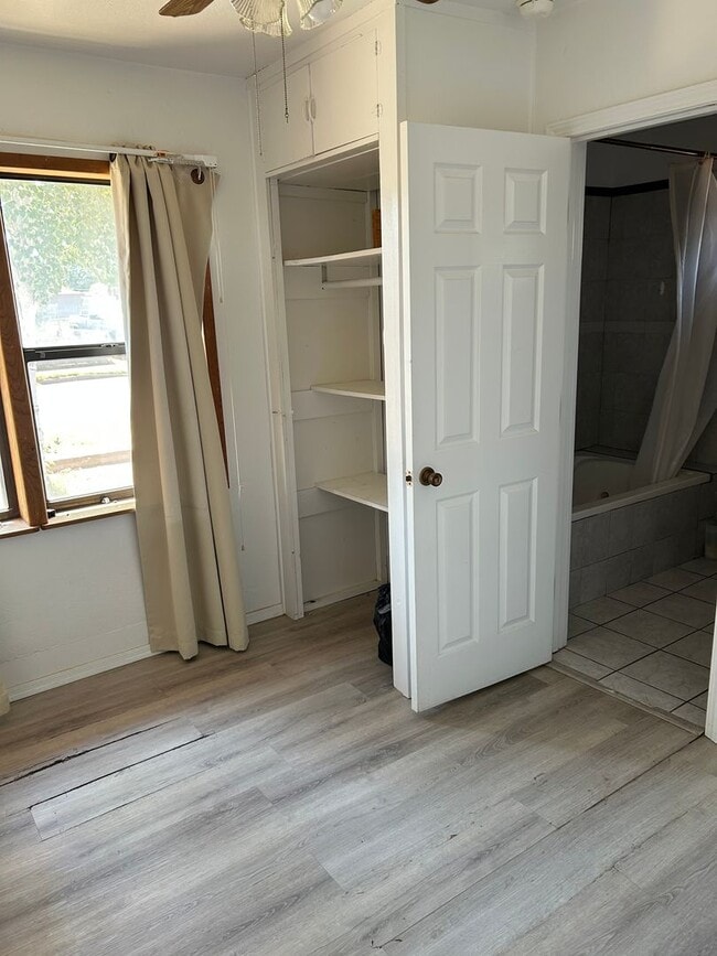 Building Photo - Winslow 2 Bedroom Rental