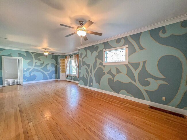 Foto del edificio - 709 E 5th St