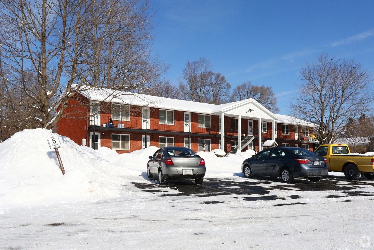 431 Ballston Rd, Schenectady, NY 12302 Apartments in Schenectady, NY