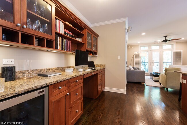 Foto del edificio - 5526 N Winthrop Ave