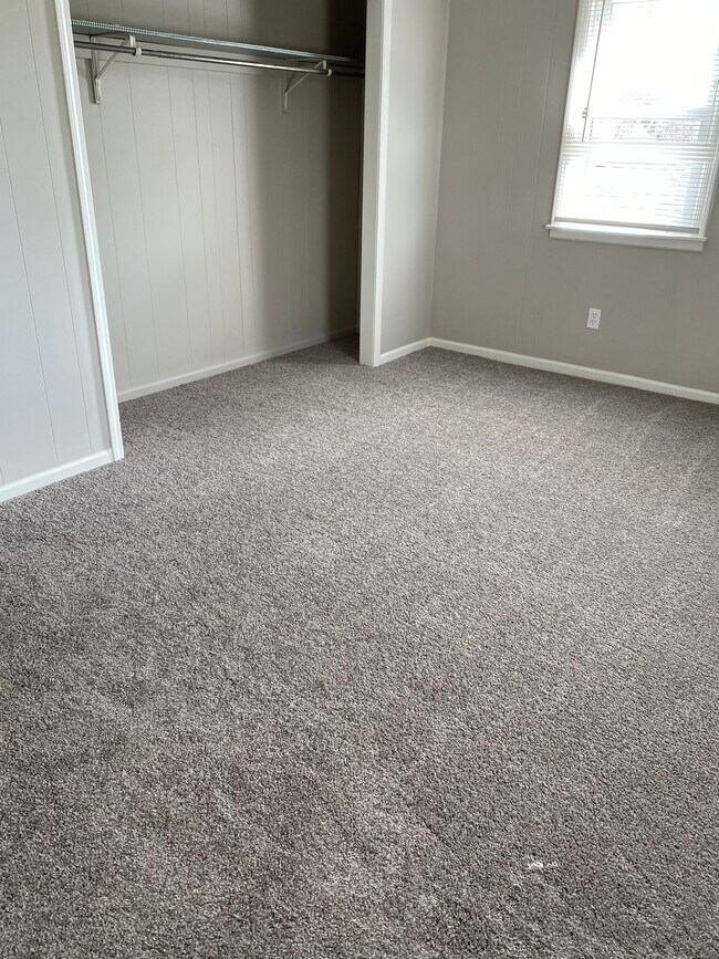 Upstairs Bedroom - 2517 Essex St