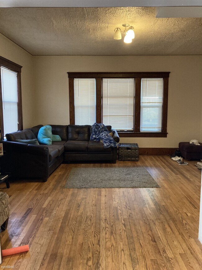 Building Photo - 6 br, 2 bath House - 510 S 4th Ave