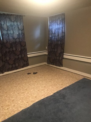 Bedroom - 902 Triphammer Rd