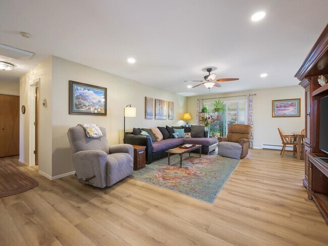 Foto del edificio - 2981 Bookcliff Ave