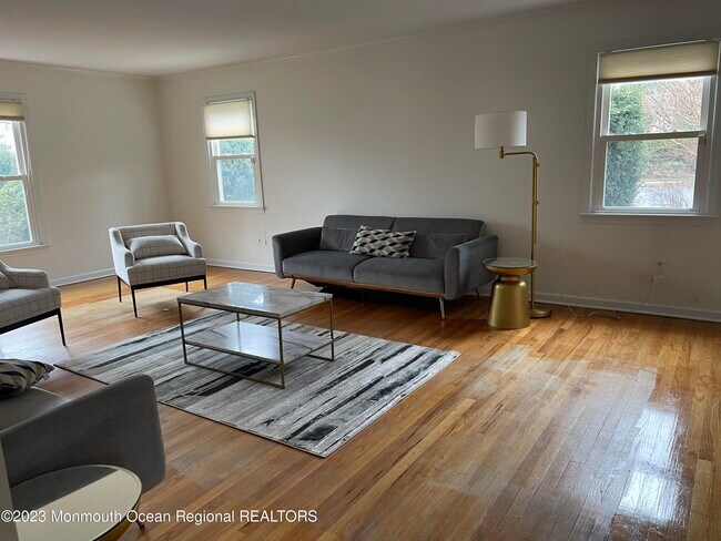 Foto del edificio - 600 N Edgemere Dr