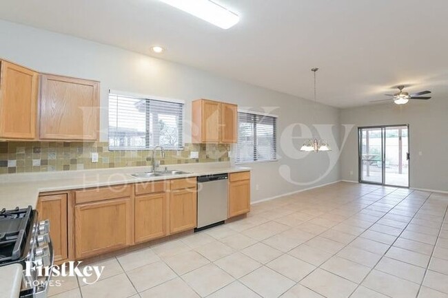 Building Photo - 3684 S Escalante Oasis Pl