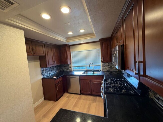 Foto del edificio - 28138 Bavaria Dr