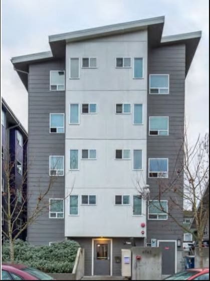 Building Photo - Sophie