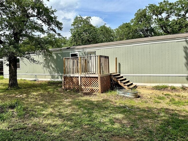 Building Photo - 104 Shoshoni Dr