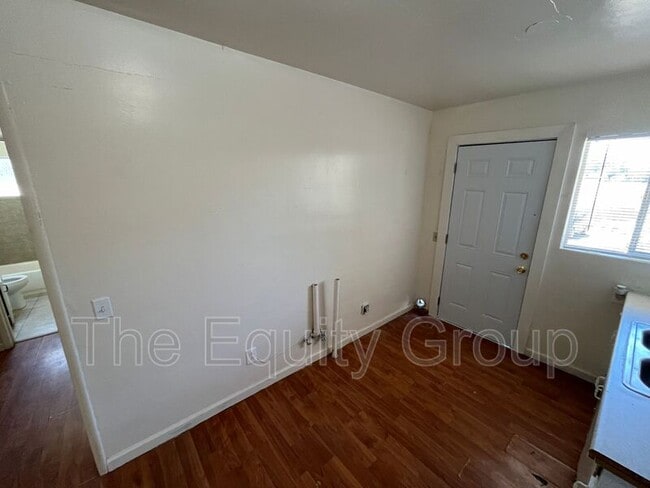 Building Photo - 415 W Westfield Ave