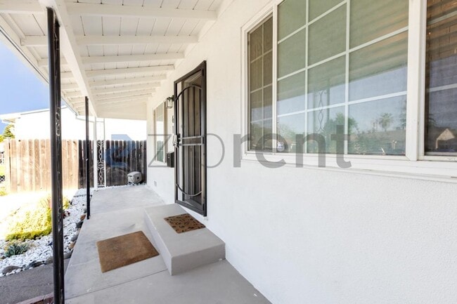 Foto del edificio - 617 Wilson Ave
