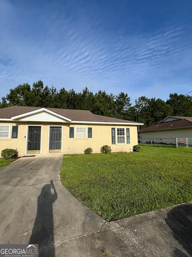Foto del edificio - 408 E Lawnwood Ave