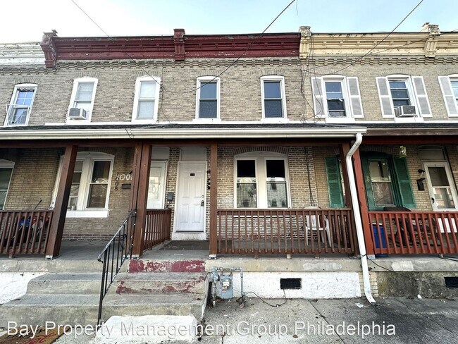 Foto del edificio - 3 br, 1 bath House - 1010 Potter St